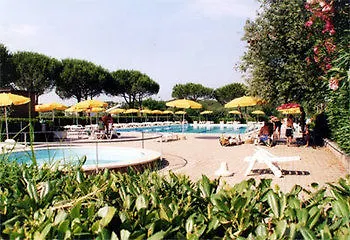 Immobiliare Centro Hotel Marina Di Bibbona Italy